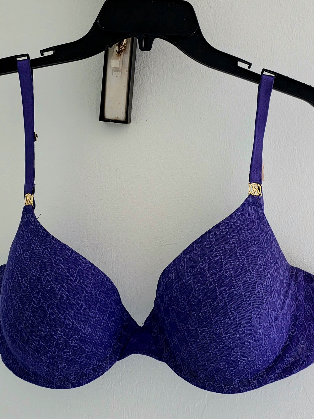 Victoria’s Secret The Icon Push-Up Demi Bra 36DDD Purple Shock Rare